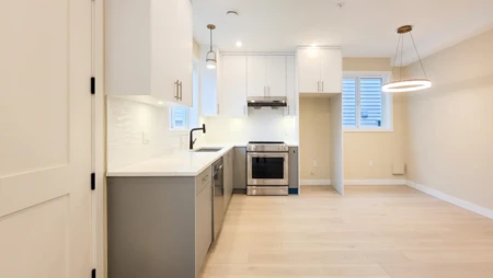 Kitchen Island Photo of 3433 E 23rd Avenue, Vancouver, BC