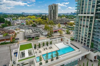Garden / Landscaping Photo of 2025 Curling Road, North Vancouver, BC