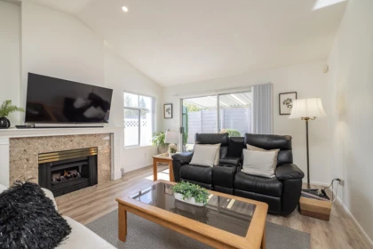 Kitchen Island Photo of 44 19649 53 Avenue, Langley, BC