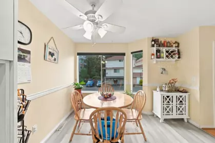 Breakfast Nook Photo of 6 32339 7 Avenue, Mission, BC