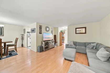 Dining Area Photo of 6 32339 7 Avenue, Mission, BC