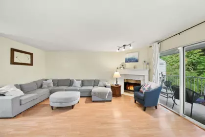 Family Room Photo of 6 32339 7 Avenue, Mission, BC