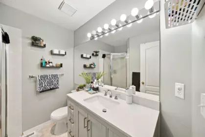 Guest Bathroom Photo of 6 32339 7 Avenue, Mission, BC