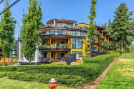 516 14855 Thrift Avenue, White Rock, BC