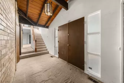 Basement Recreation Room Photo of 3745 Southridge Avenue, West Vancouver, BC