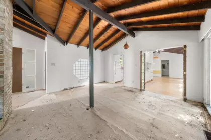 Primary Bedroom Photo of 3745 Southridge Avenue, West Vancouver, BC