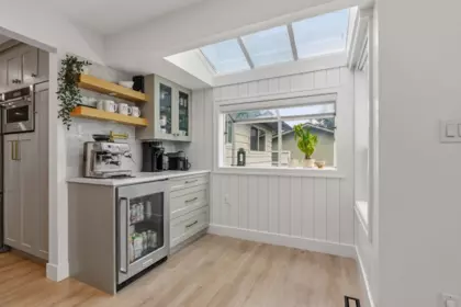Breakfast Nook Photo of 8805 Delcourt Crescent, Delta, BC