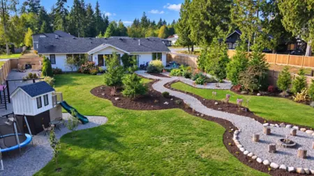 420 Solaz Place, Gibsons, BC, Gibsons — Single Family Residence for sale