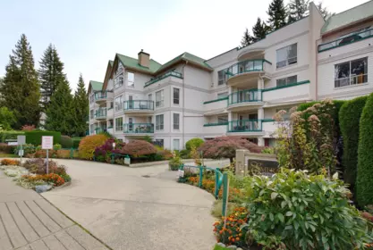 208 33280 E Bourquin Crescent, Abbotsford, BC, Abbotsford — Apartment/Condo for sale