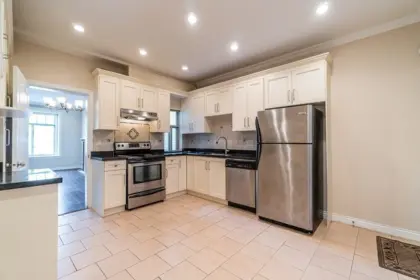 7734 16th Avenue, Burnaby, BC, Burnaby — Half Duplex for sale