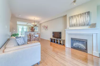 198 3105 Dayanee Springs Boulevard, Coquitlam, BC, Coquitlam — Townhouse for sale