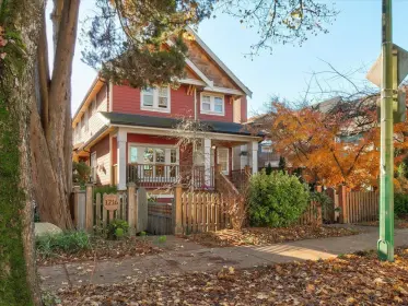 1214 E 11th Avenue, Vancouver, BC, Vancouver — Half Duplex for sale