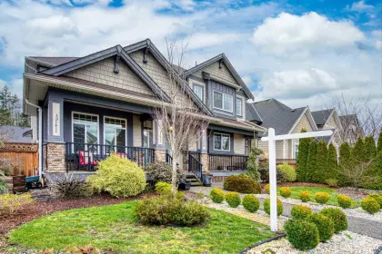 17389 3a Avenue, Surrey, BC, Surrey — Single Family Residence for sale