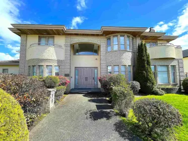 7560 Lang Place, Richmond, BC, Richmond — Single Family Residence for sale