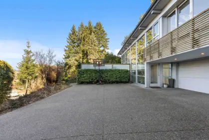 2796 Bayview Street, Surrey, BC, Surrey — Single Family Residence for sale