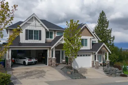 A 46968 Russell Road, Chilliwack, BC, Chilliwack — Half Duplex for sale