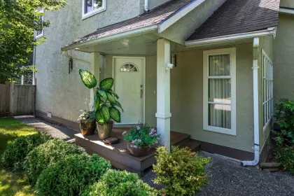 12764 24a Avenue, Surrey, BC, Surrey — Single Family Residence for sale