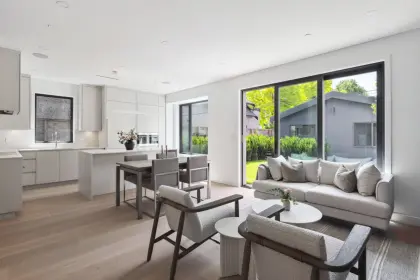 2 730 W 17th Avenue, Vancouver, BC, Vancouver — Half Duplex for sale