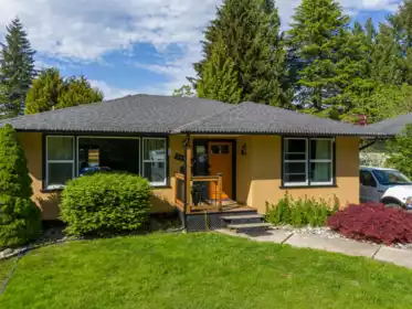 Breakfast Nook Photo of 22147 Cliff Avenue, Maple Ridge, BC