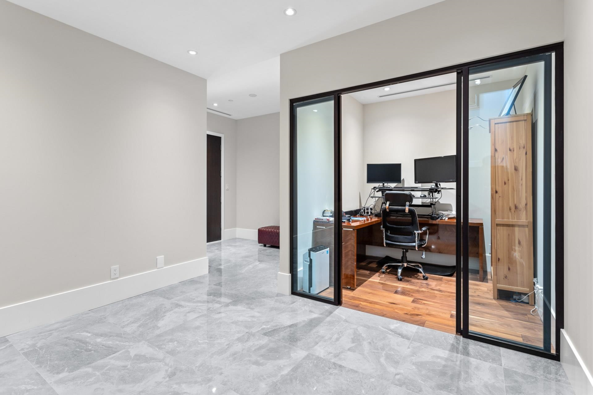 Basement Recreation Room Photo of 2823 Chippendale Road, West Vancouver, BC