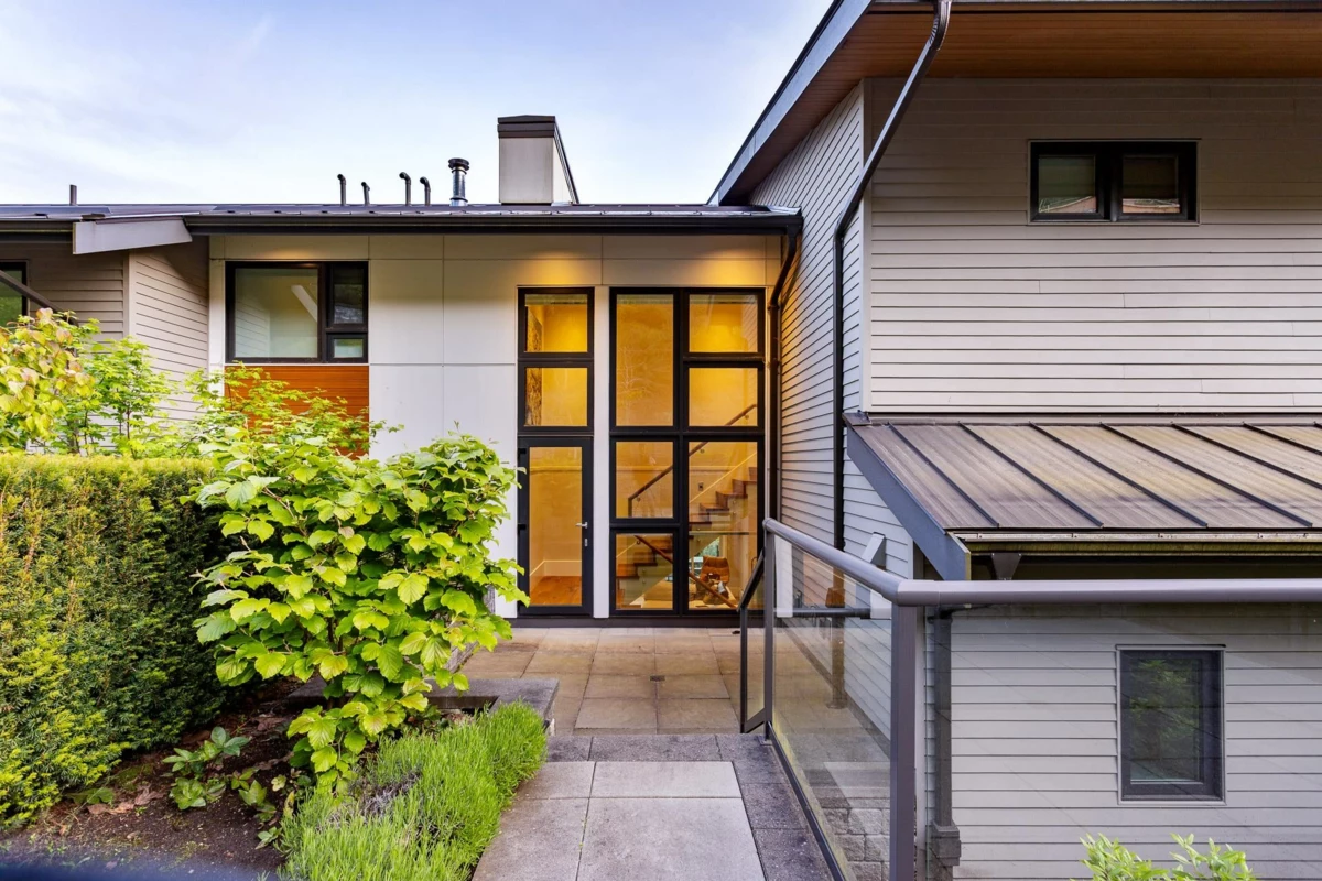 Community Amenities Photo (Clubhouse) of 2823 Chippendale Road, West Vancouver, BC