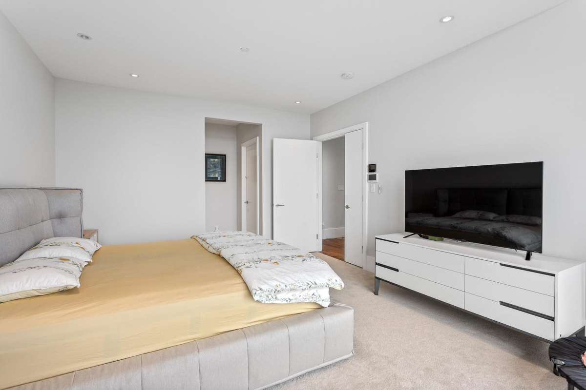 Garage Interior Photo of 2823 Chippendale Road, West Vancouver, BC