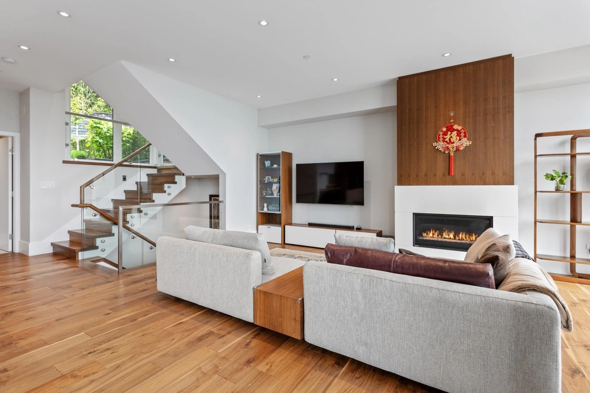 Kitchen Photo of 2823 Chippendale Road, West Vancouver, BC
