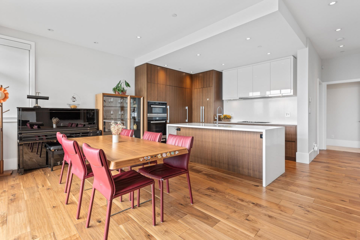 Primary Bedroom Photo of 2823 Chippendale Road, West Vancouver, BC