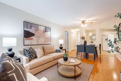 421 8068 120a Street, Surrey, BC, Surrey — Apartment/Condo for sale
