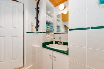 Hot Tub / Spa Photo of 273 Leighton Lane, Mayne Island, BC