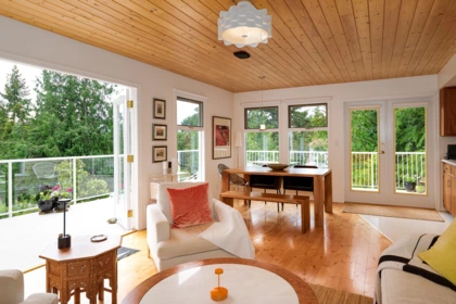 Kitchen Island Photo of 273 Leighton Lane, Mayne Island, BC
