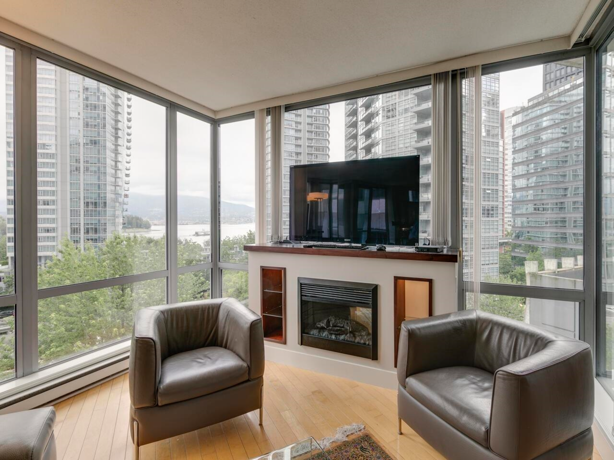 Family Room Photo of 601 1228 W Hastings Street, Vancouver, BC