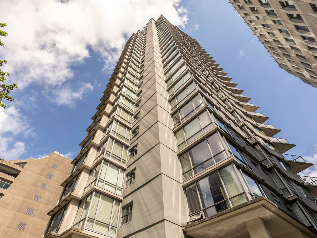 Outdoor Deck Photo of 601 1228 W Hastings Street, Vancouver, BC