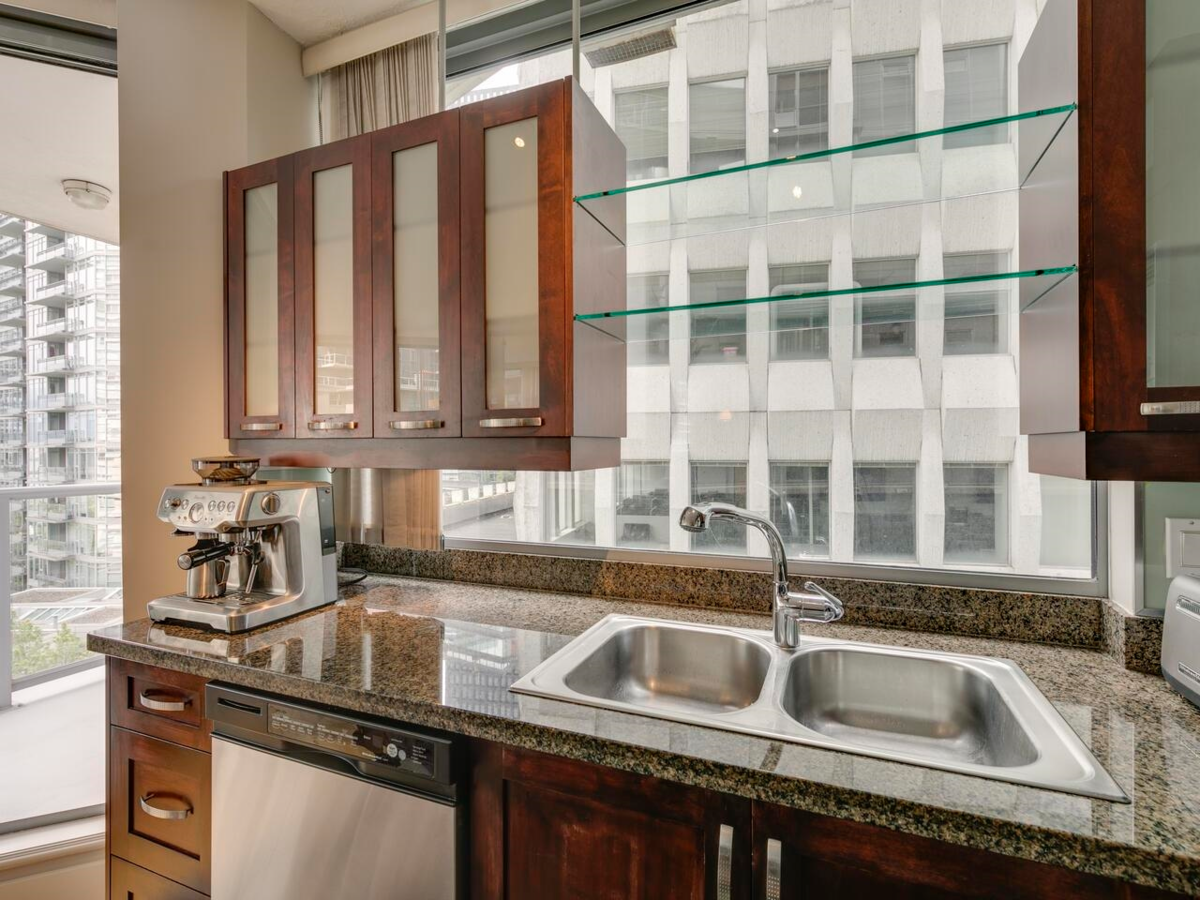 Primary Bedroom Photo of 601 1228 W Hastings Street, Vancouver, BC