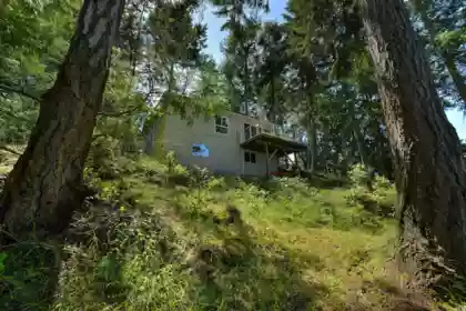Backyard Photo of 177 Mariners Way, Mayne Island, BC