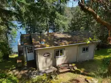 177 Mariners Way, Mayne Island, BC, Mayne Island — Single Family Residence for sale