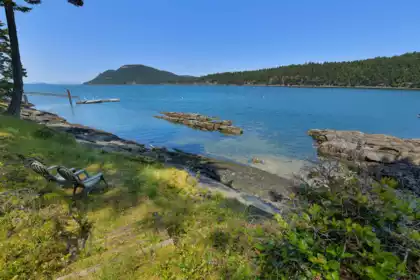 Front Yard Photo of 177 Mariners Way, Mayne Island, BC