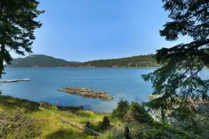Hot Tub / Spa Photo of 177 Mariners Way, Mayne Island, BC