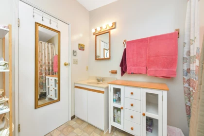 Powder Room Photo of 177 Mariners Way, Mayne Island, BC