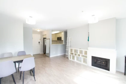 408 1145 Heffley Crescent, Coquitlam, BC, Coquitlam — Apartment/Condo for sale
