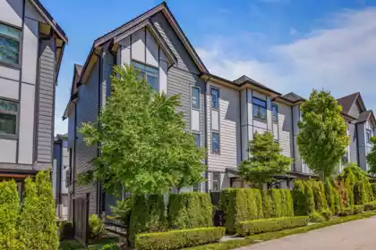 32 2427 164 Street, Surrey, BC, Surrey — Townhouse for sale