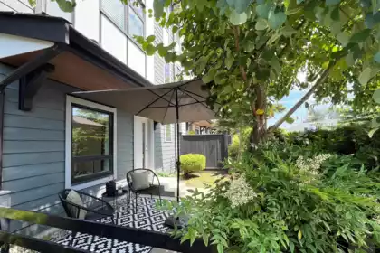 32 2427 164 Street, Surrey, BC, Surrey — Townhouse for sale