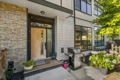 20 14057 60a Avenue, Surrey, BC, Surrey — Townhouse for sale