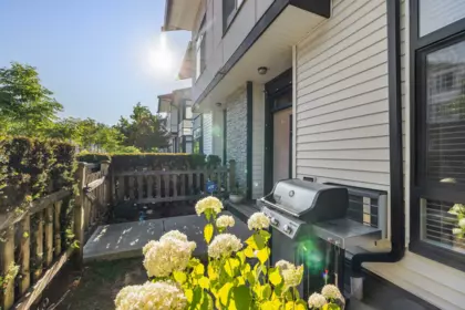 20 14057 60a Avenue, Surrey, BC, Surrey — Townhouse for sale