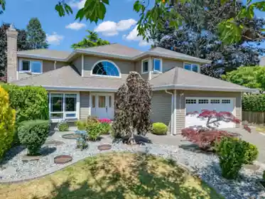 15033 21b Avenue, Surrey, BC, Surrey — Single Family Residence for sale