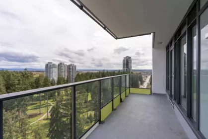2004 1182 Westwood Street, Coquitlam, BC, Coquitlam — Apartment/Condo for sale