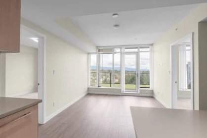 2004 1182 Westwood Street, Coquitlam, BC, Coquitlam — Apartment/Condo for sale