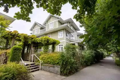140 7388 Macpherson Avenue, Burnaby, BC, Burnaby — Townhouse for sale