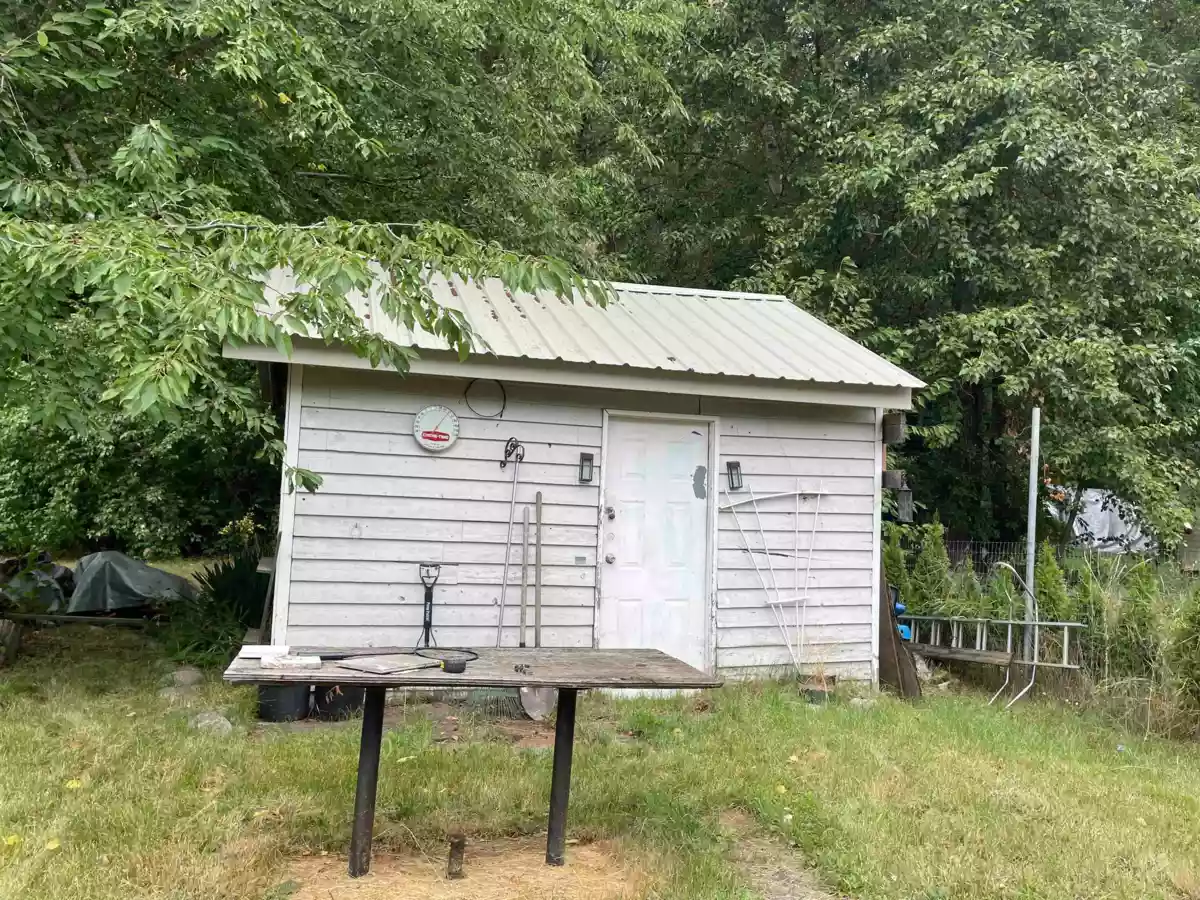 Kitchen Island Photo of 48835 Highline Road, Boston Bar, BC