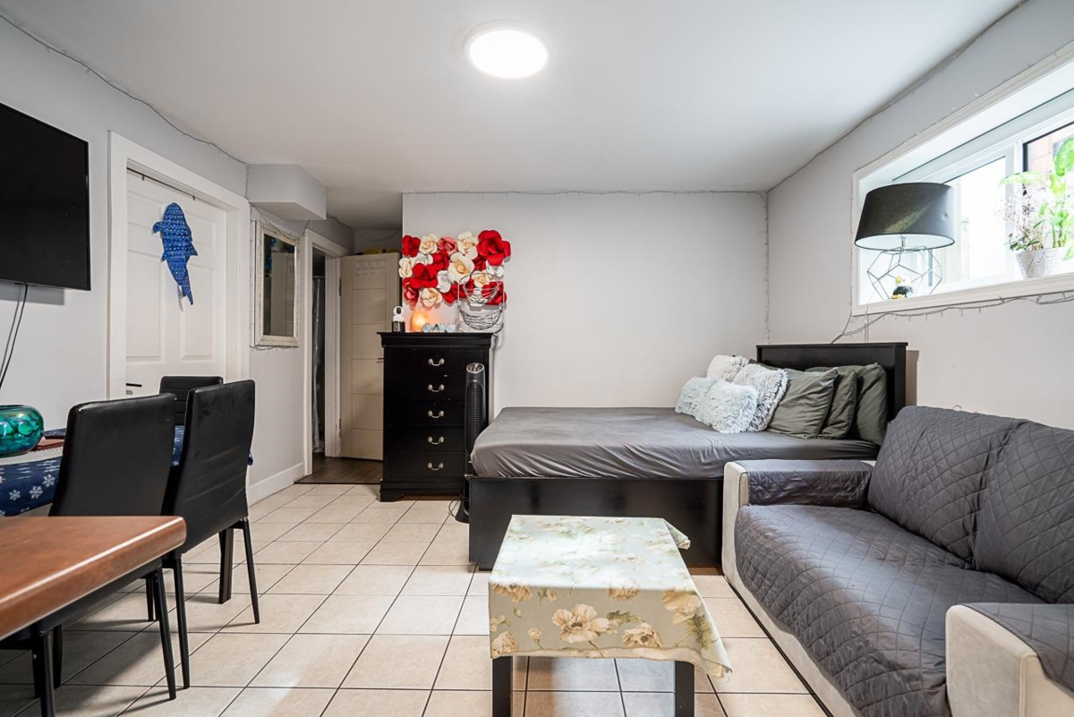 Front Yard Photo of 10411 170a Street, Surrey, BC